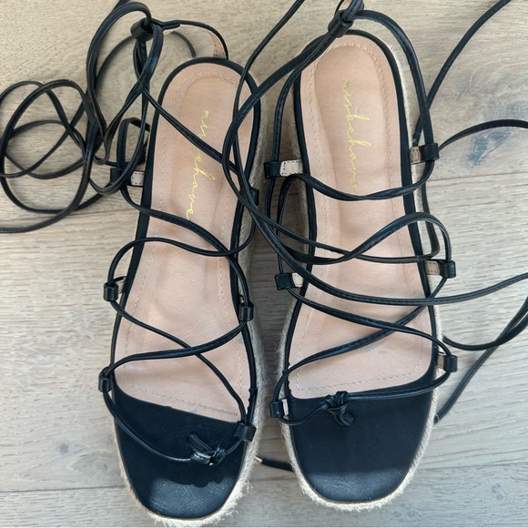 NWOT Black Lace-Up Flatform Espadrilles / Size 8 - Picture 4 of 7